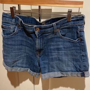 7 for all Mankind shorts